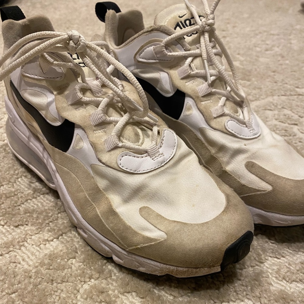 Nike air max react 270.